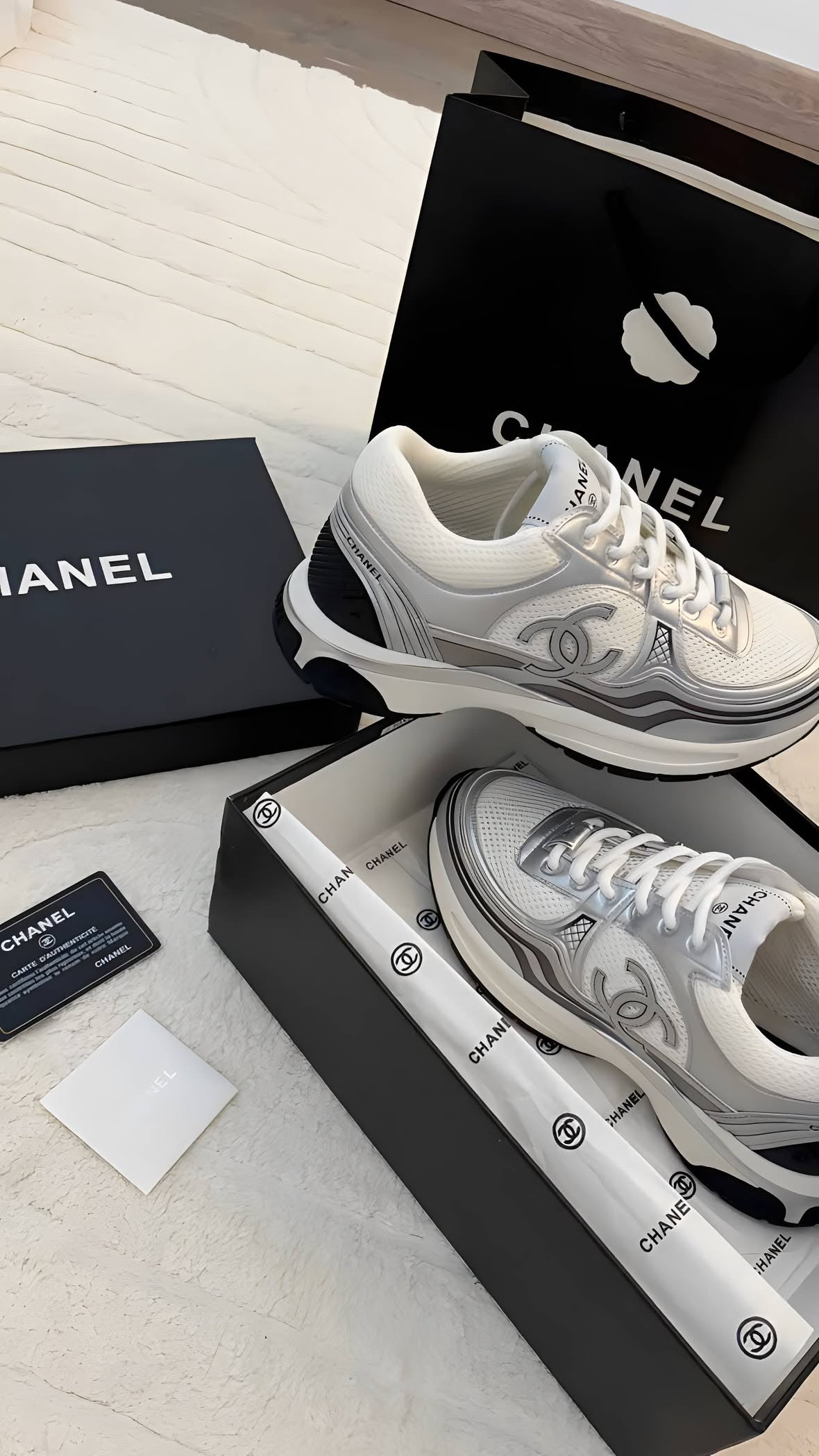 C-Runner-White Silver