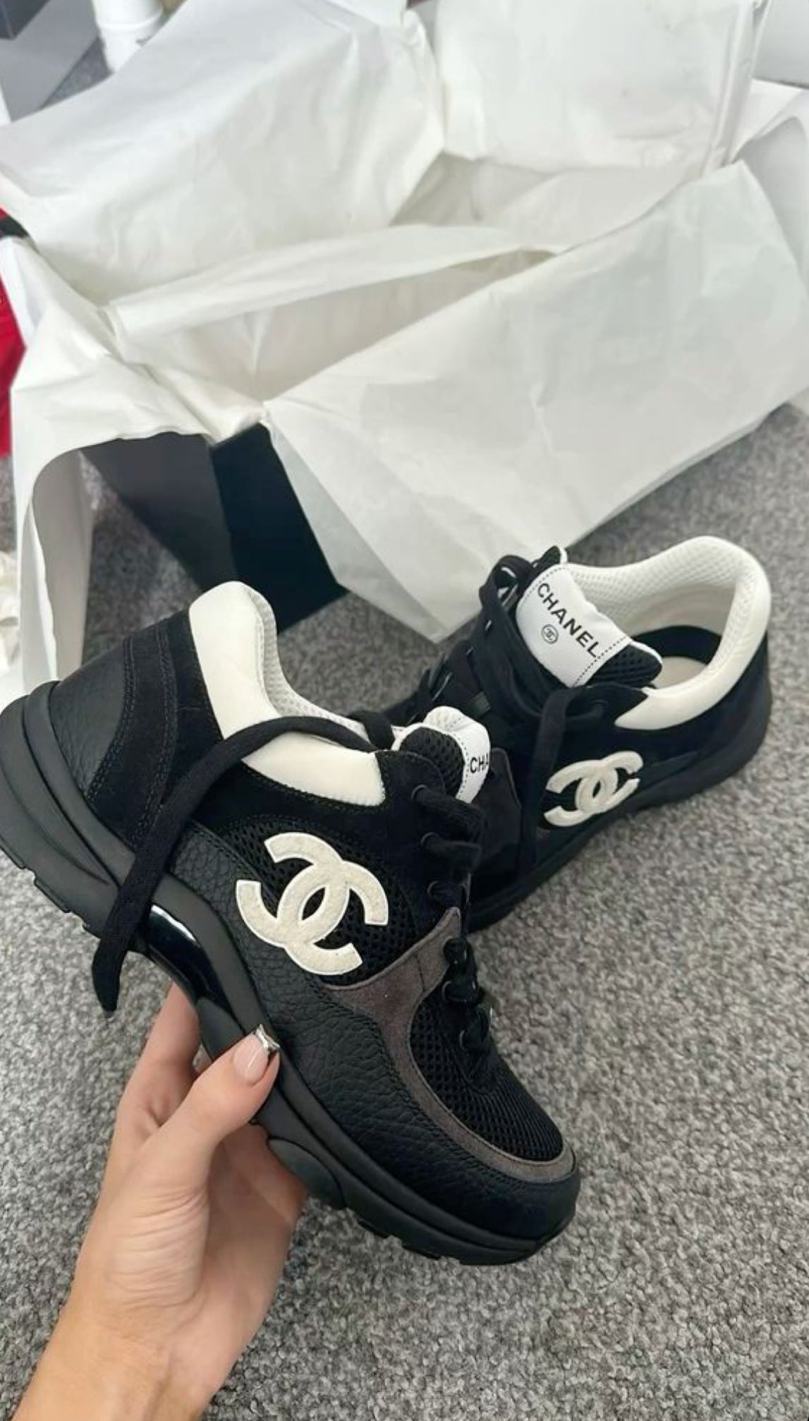 C-Runner-Black&White